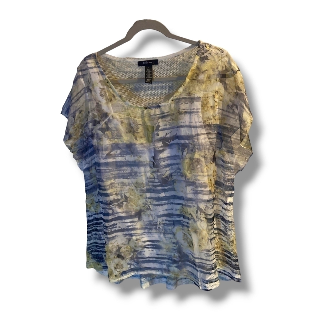 Style and Company. Floral pattern Blouse XL